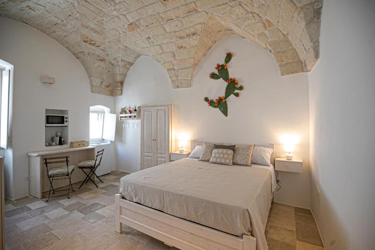 Radici Ostuni Hotel Екстериор снимка